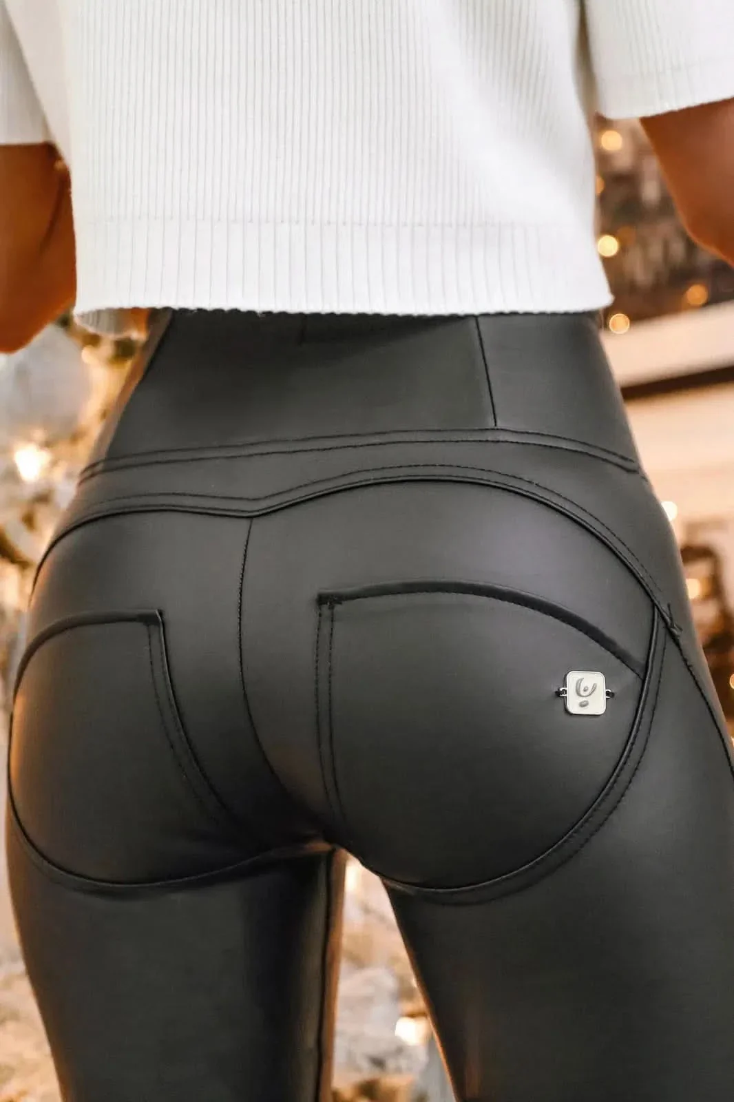 WRUP Faux Leather - High Waisted - 7/8 Length - Black - Image 4