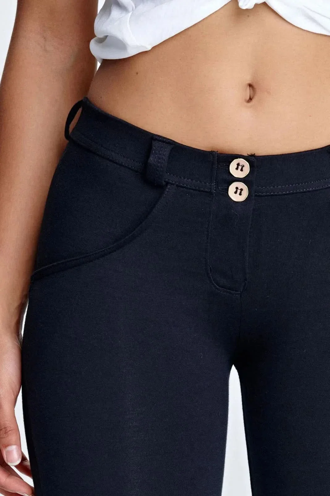 WRUP Fashion - Mid Rise - 7/8 Length - Black - Image 6